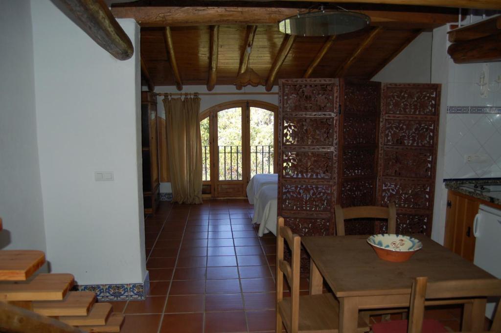 La Molinilla Apartamentos Y Hammam (Adults Only) Linares de la Sierra Værelse billede